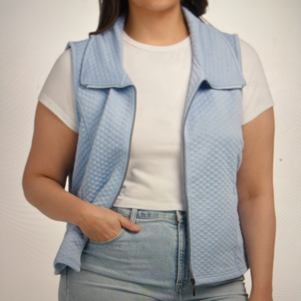 New OnQue plus texture knit vest.